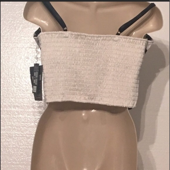 Hot Top 🔥 - Picture 2 of 4